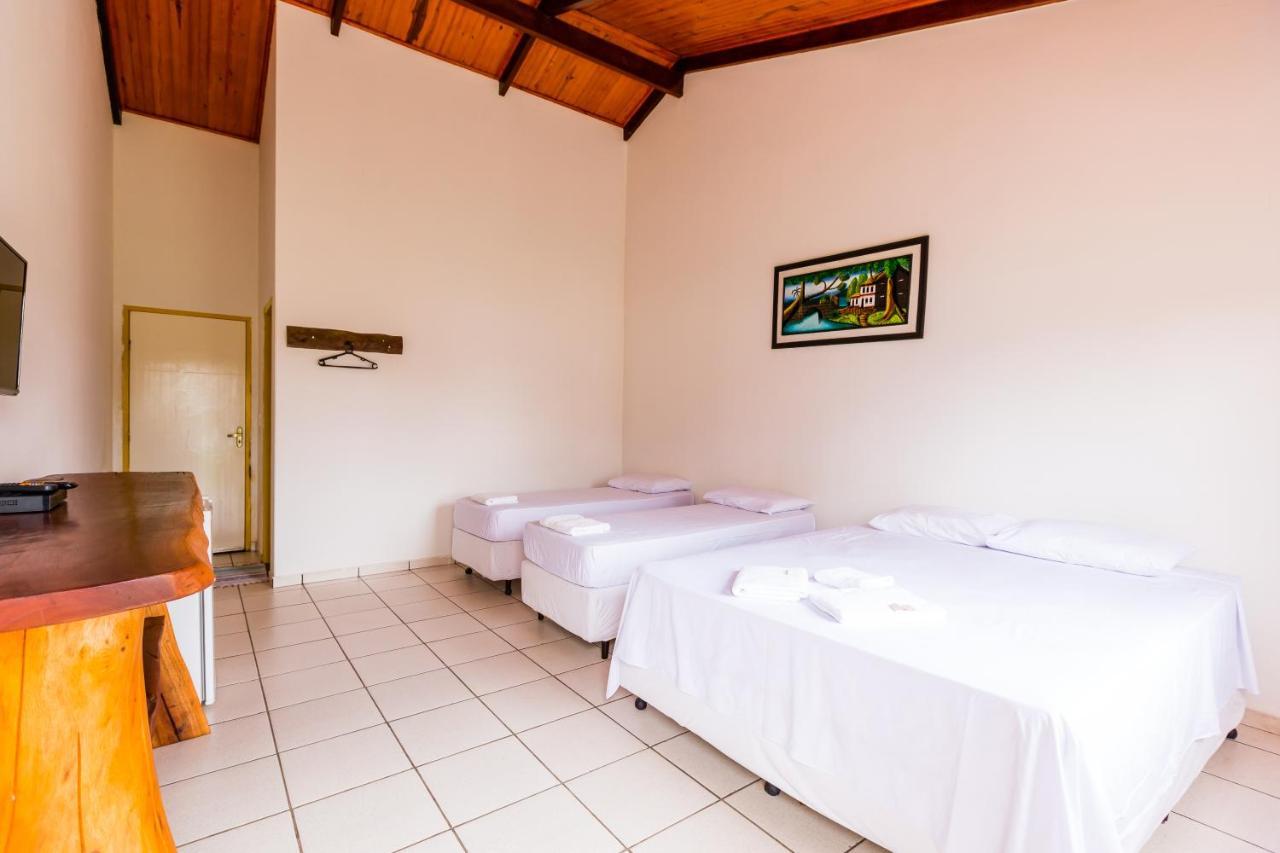 Hotel Fazenda Serra Da Irara Corumbá de Goiás Buitenkant foto